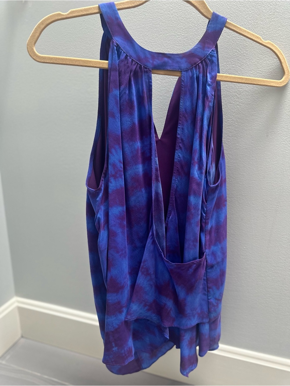 Nicole Miller Purple and Blue silk blend Tie-Dye halter Tank size small